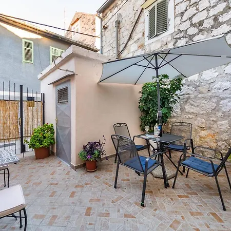 Guesthause Arbor Apartment Split